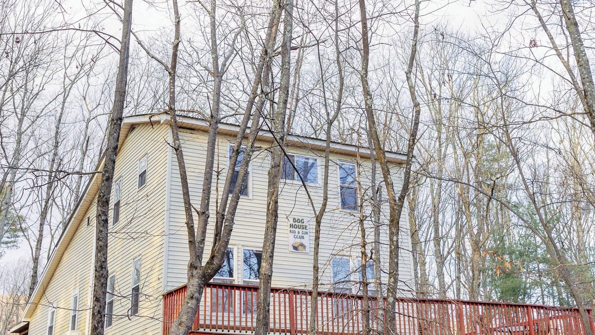Weikert Cabin | Spacious + Rustic Cabin Near Penns Creek