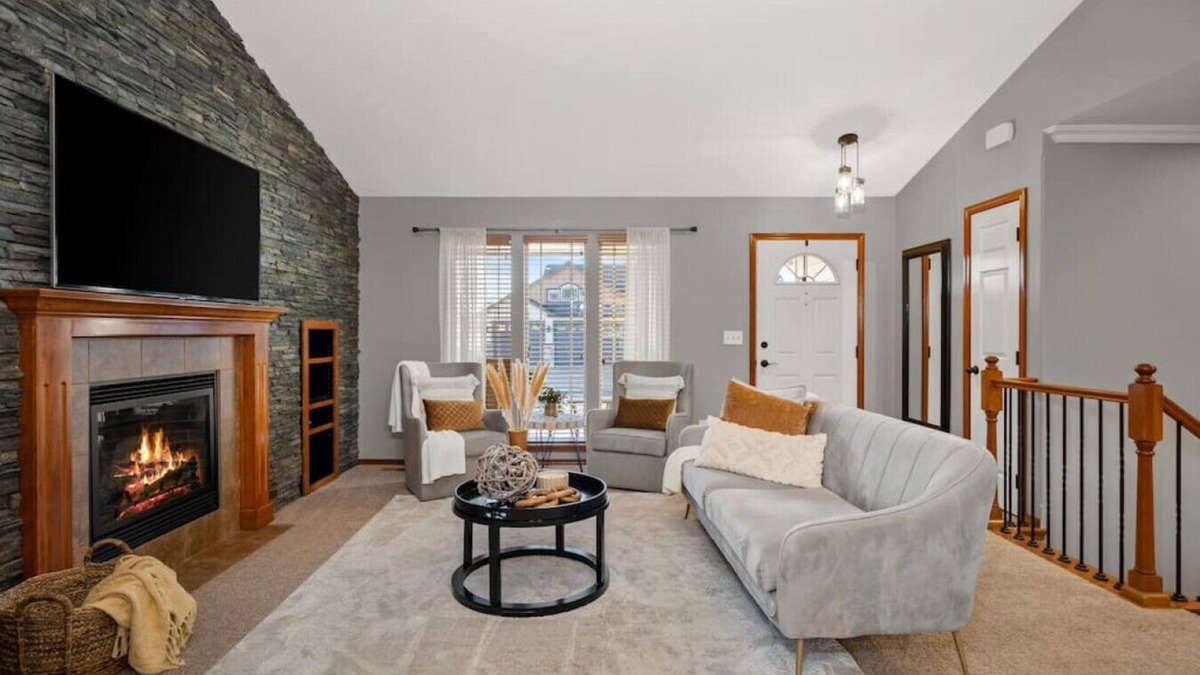 Spokane House | Spacious Rustic House