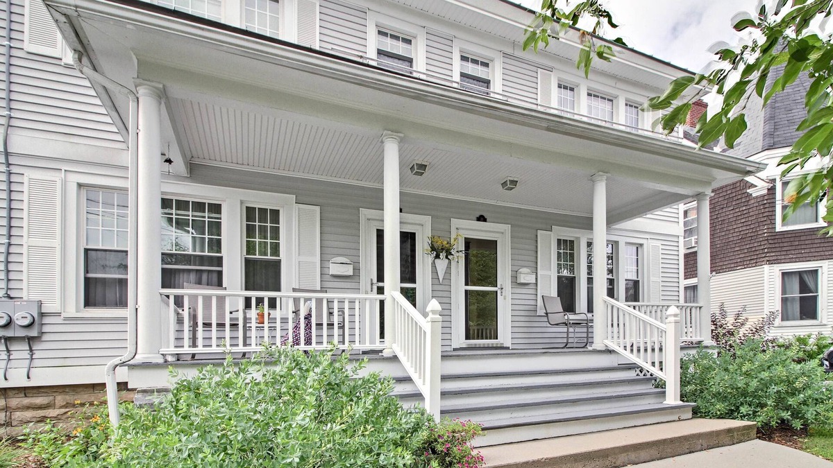 East Haven  Rutland County House | Spacious Rutland Townhome w/Fire Pit- Walk to Town