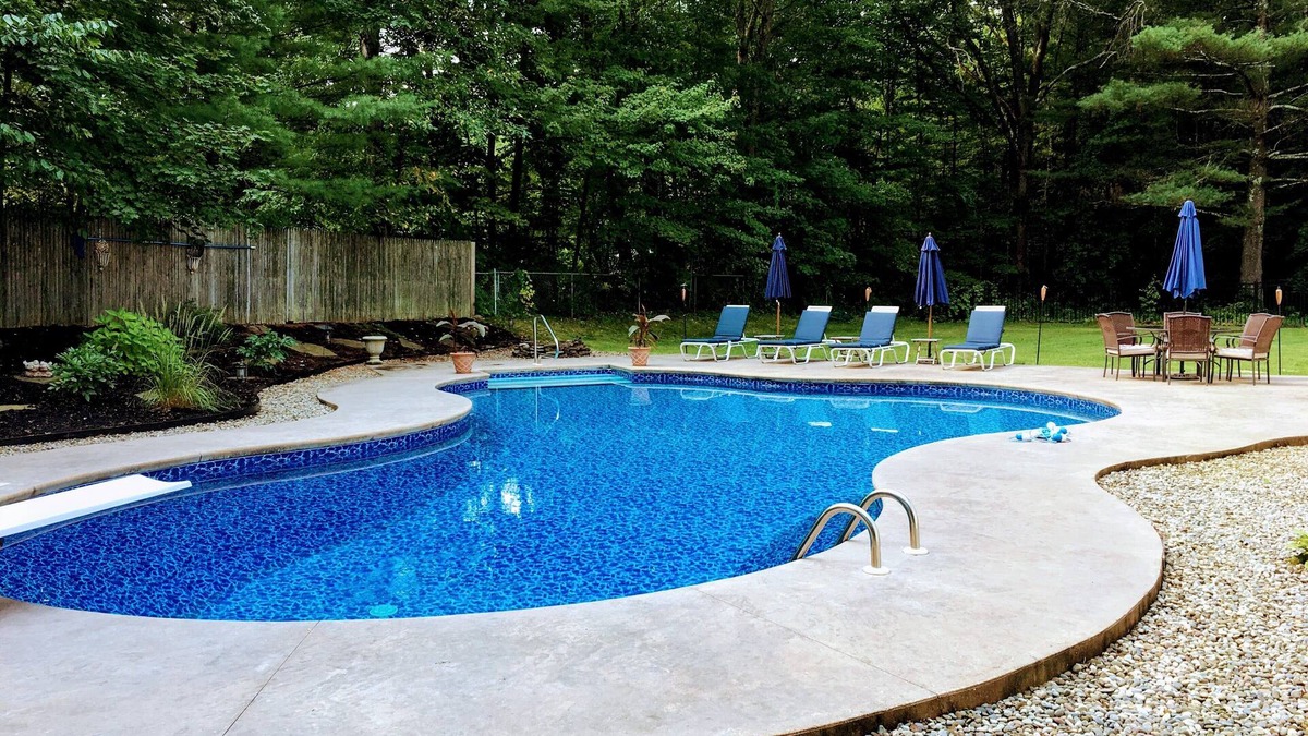 Ballston Spa House | Spacious Saratoga Farmhouse with Saltwater Pool, near the Track and Lake