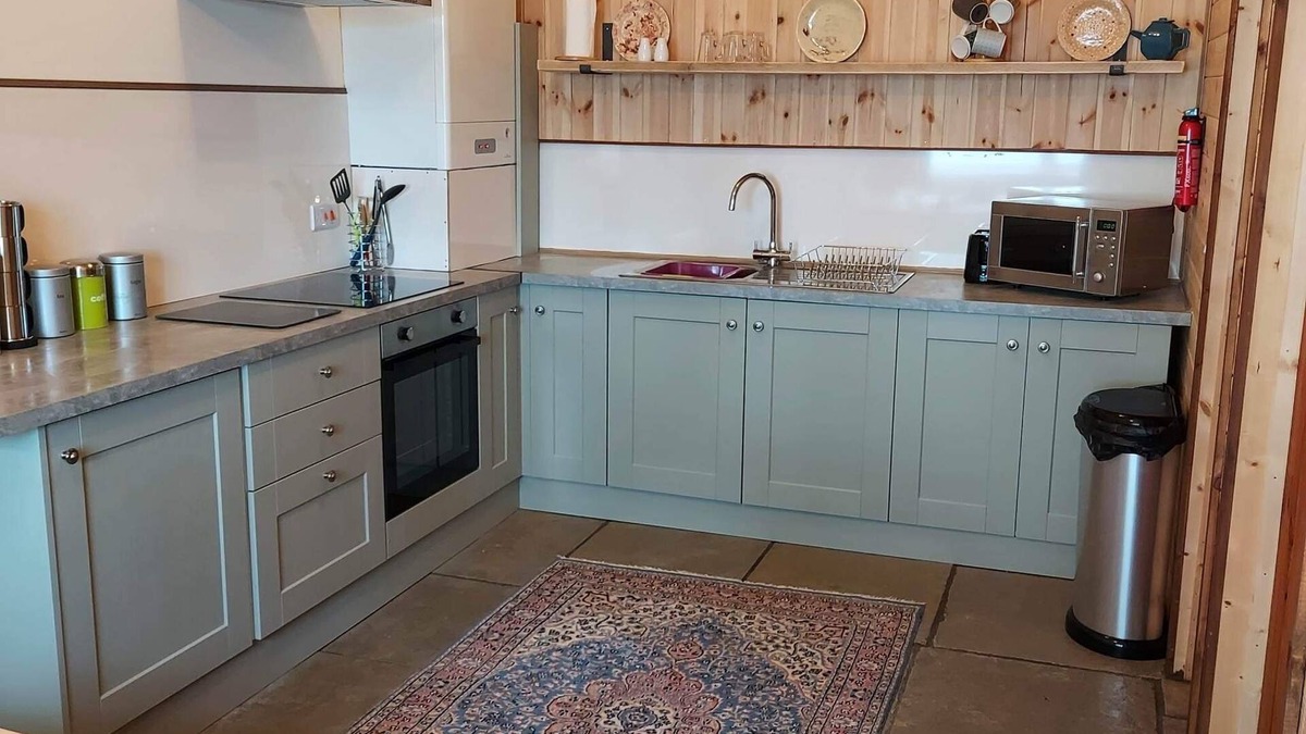 Westbrook Court Cabin | Spacious self catering accommodation near HayOnWye