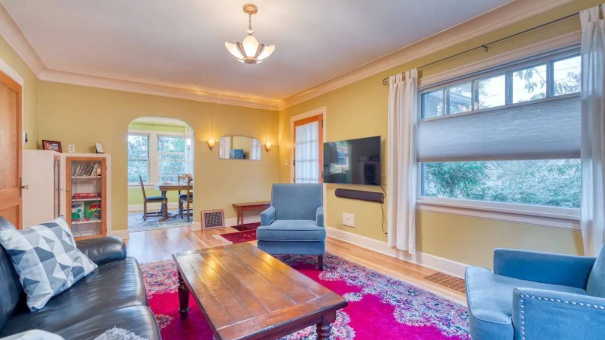 Cully House | Spacious & Serene w/Private Backyard + Treadmill!