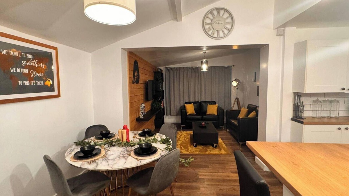 Sheffield House | Spacious sheffield lodge