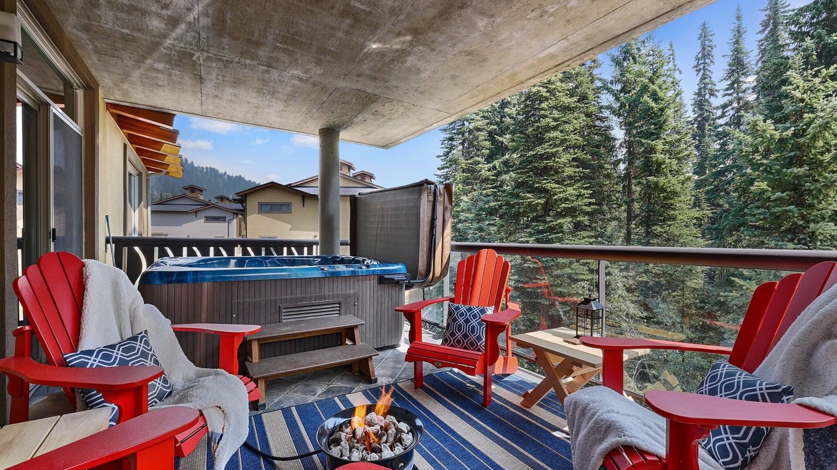 Sun Peaks Condo | Spacious Ski in/out Condo in Sun Peaks Village