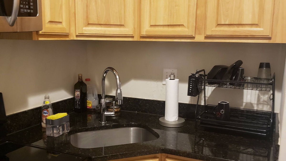 Gaithersburg Apartment | Spacious Snazzy Private Apartment