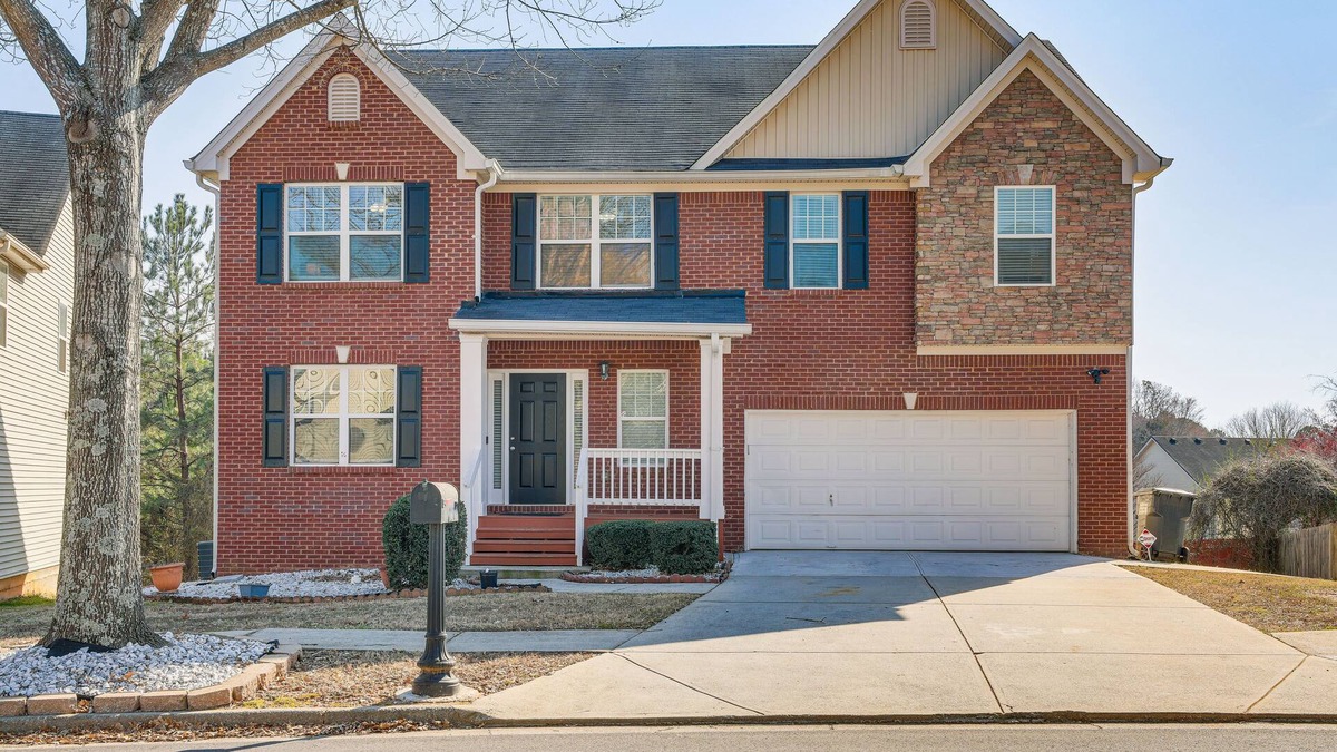 Snellville House | Spacious Snellville Home: 28 Mi to Atlanta!