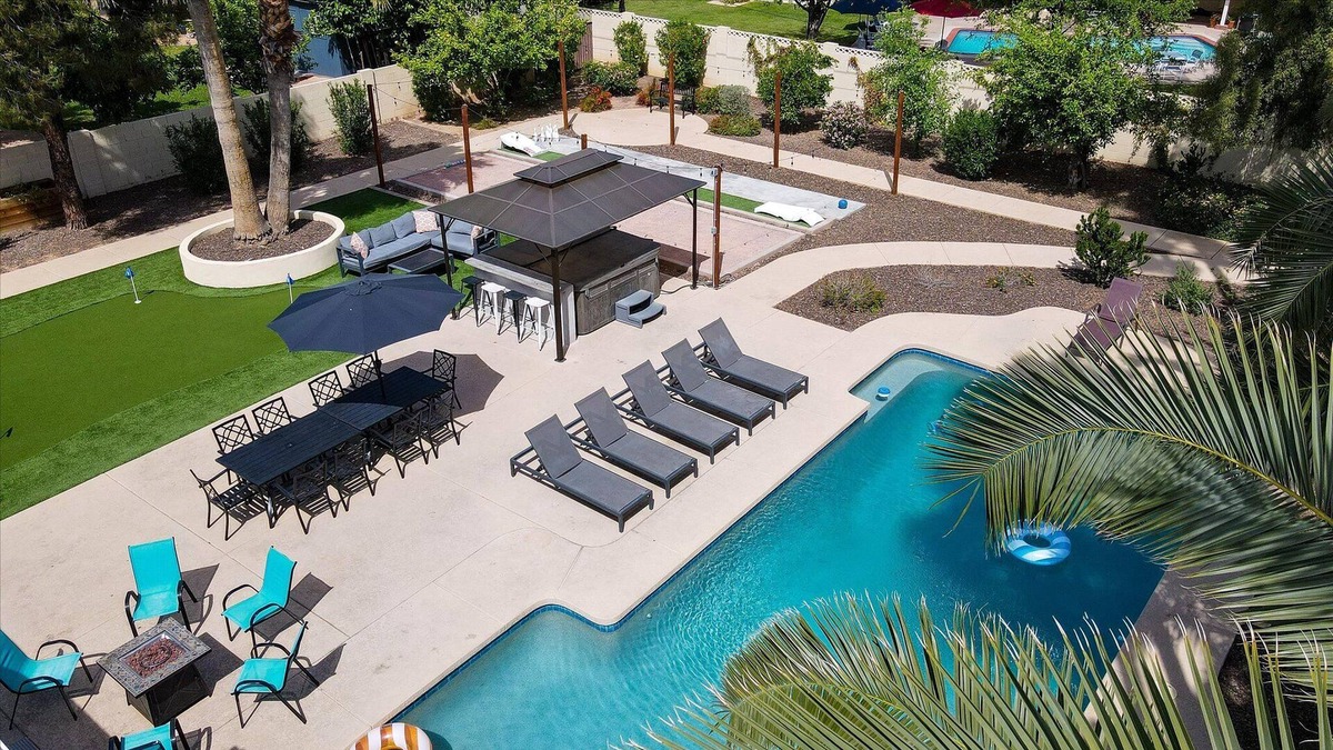 North Mountain House | SPACIOUS SOUTHWEST OASIS: HEATED POOL + SPA + MORE