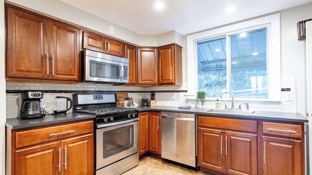 South Side Flats House | Spacious Stay in Southside Slopes Near Downtown