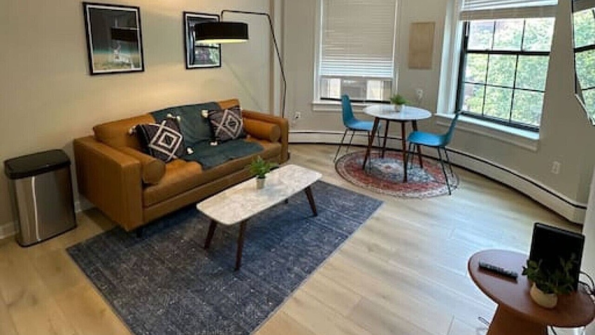 Prudential - St. Botolph Apartment | Spacious Studio! | Back Bay