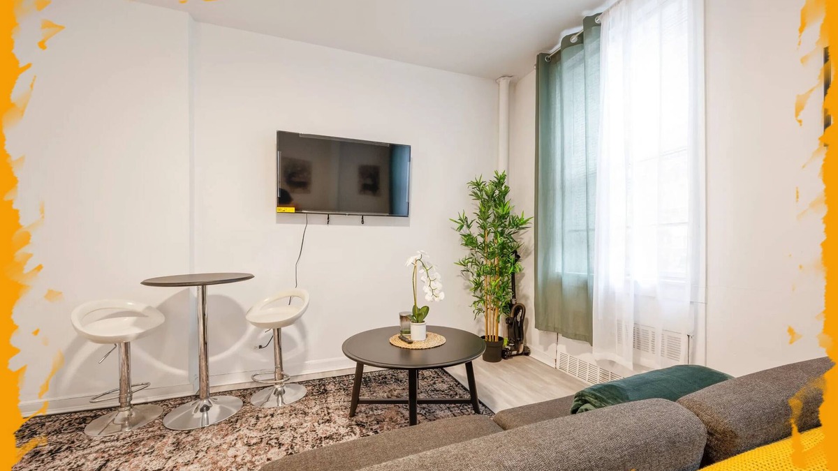 Midtown Apartment | Spacious Studio in Kips Bay!