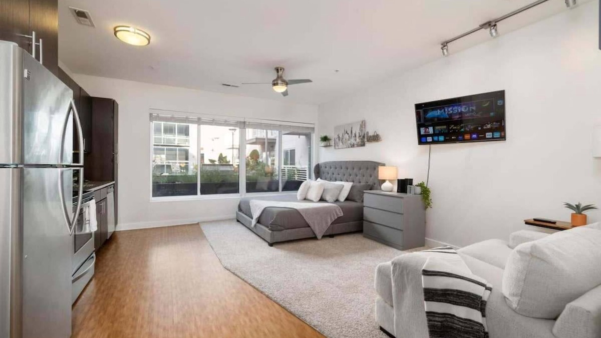 Grandview Heights Apartment | Spacious Studio with great amenities