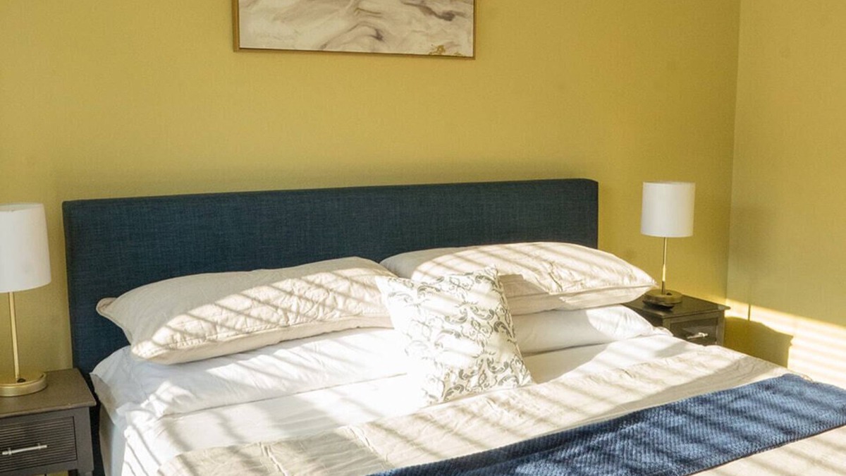 Kreole Apartment | Spacious & Stylish Dual Apartments in Moss Point
