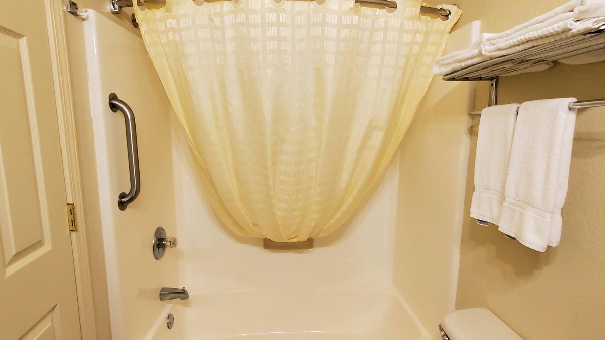 Blanco Apartment | Spacious Suite in Hotel