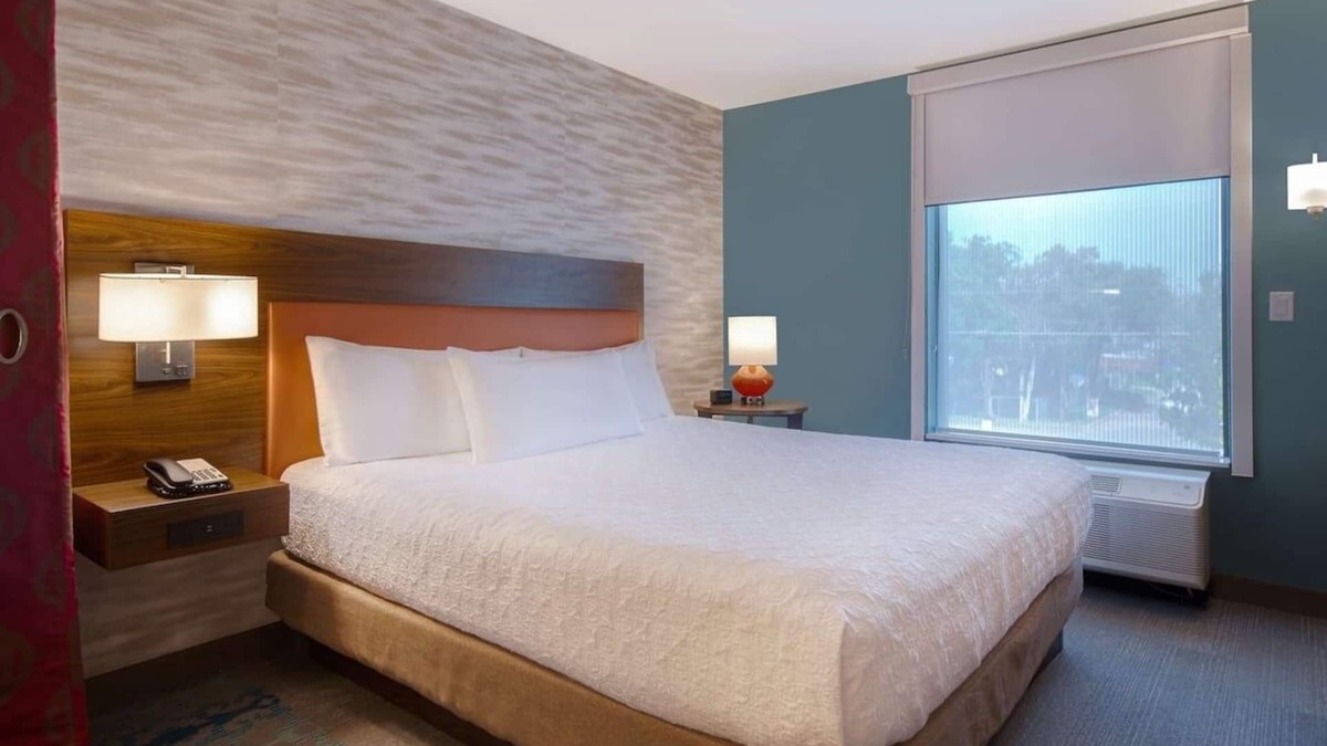 University Hotel | Spacious Suite w/Sustainable Touches Close to Convention Center