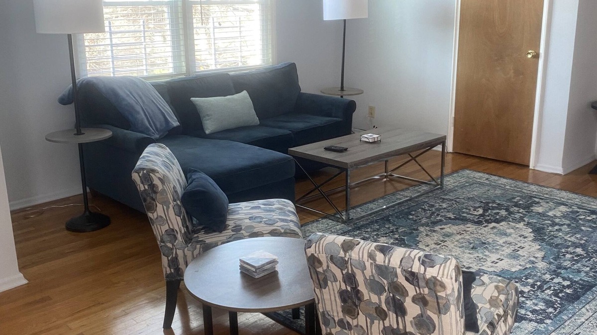 East Flushing Apartment | Spacious sunny two bedroom apartment in Flushing. Perfect for roommates, family.