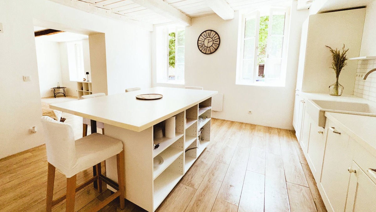 Bargemon Apartment | Spacious T3 - Swimming pool 2 min away - Heart of the village