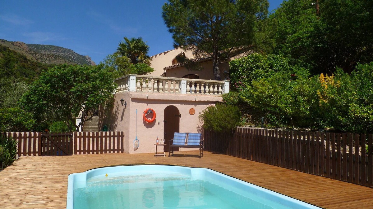 Serdinya Villa | Spacious Three Bedroom Mountain Villa with Pool