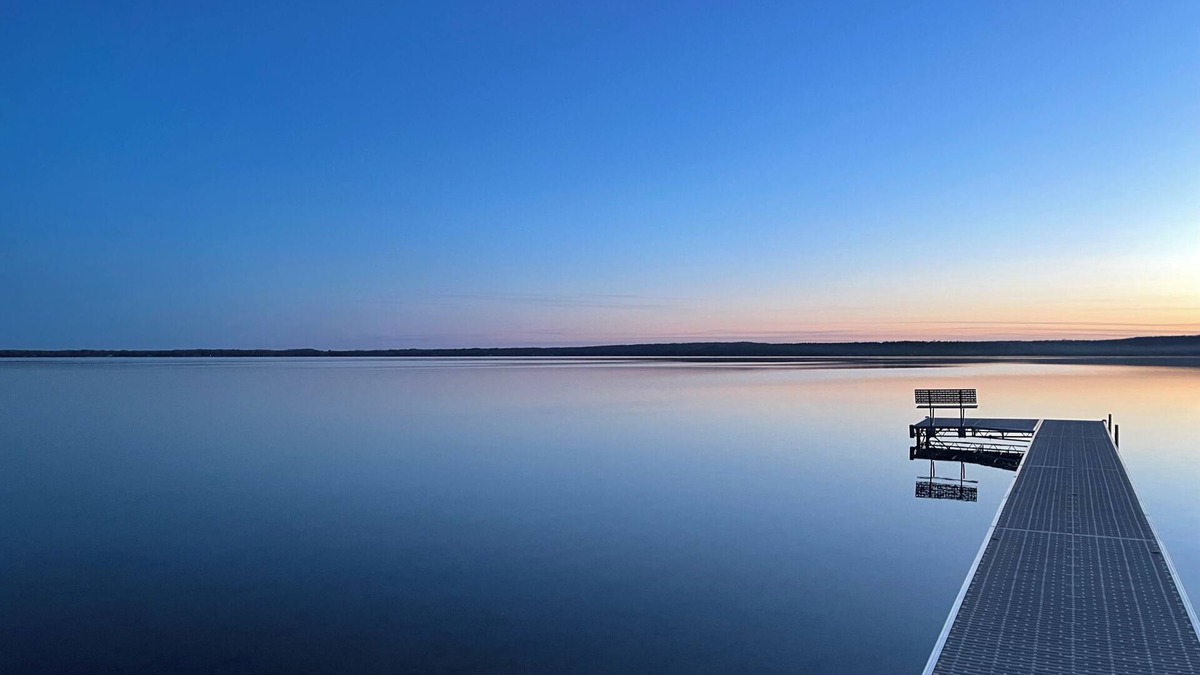 Crandon Cottage | Spacious, three bedroom cottage on beautiful Lake Metonga.