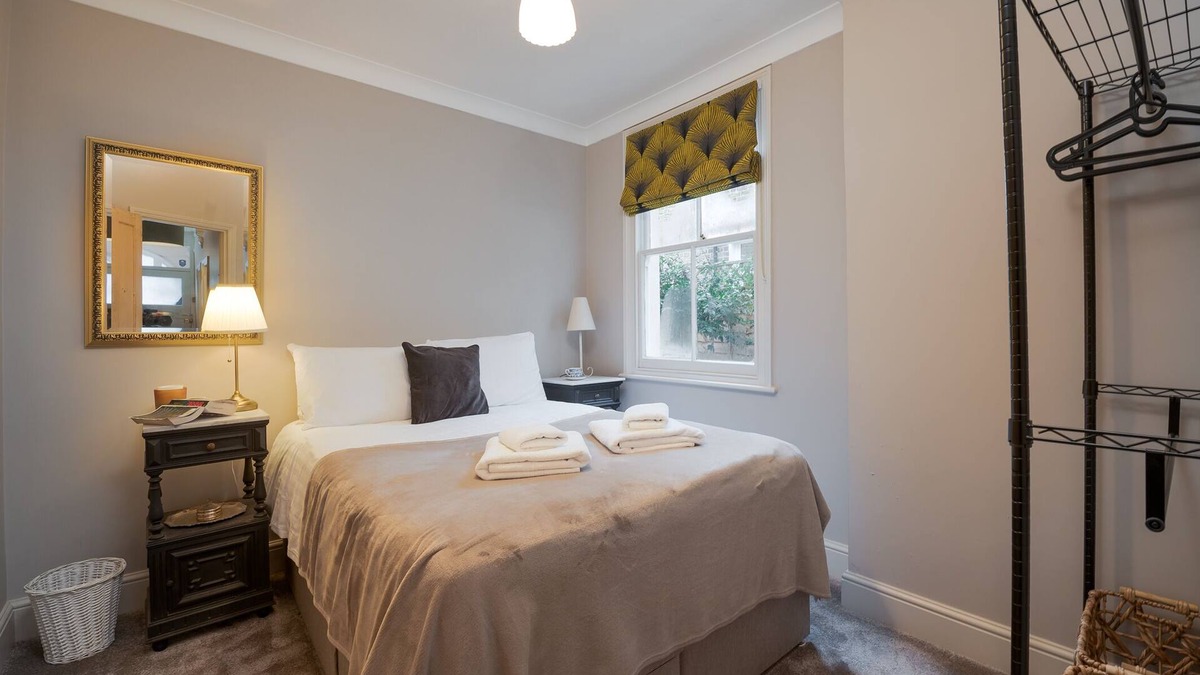 Thornton Apartment | Spacious two bedroom maisonette with private garden in Balham by UnderTheDoormat