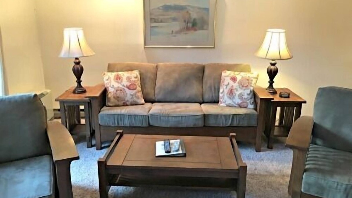 Bartlett Hotel | Spacious Two-Level Family Condominium Unit Featuring Full Kitchen, Private Balcony, Jetted Tub, and