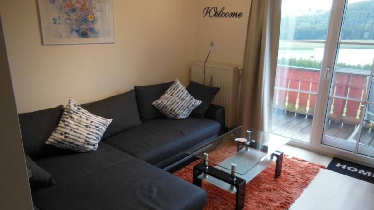 Schlatzendorf Apartment | Spacious two-room apartment for up to 4 people with its own balcony or terrace
