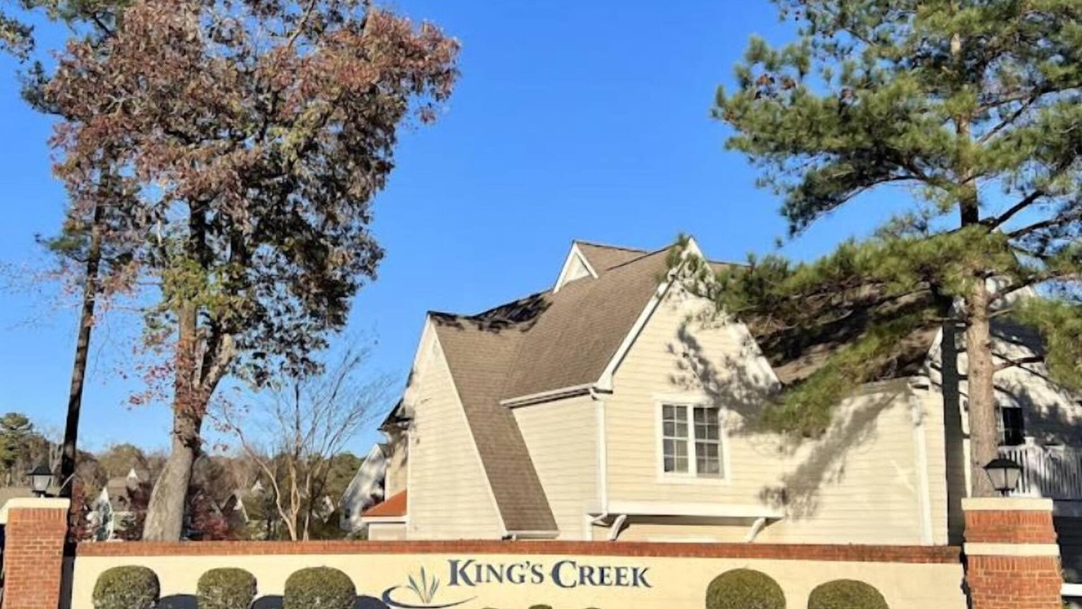 Lackey House | Spacious unit Townhome. 2 beds, 2 baths #2