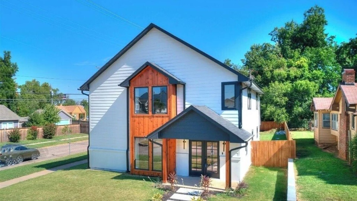 Lincoln Terrace House | Spacious upscale 4-bedroom house near the OU Medical Center