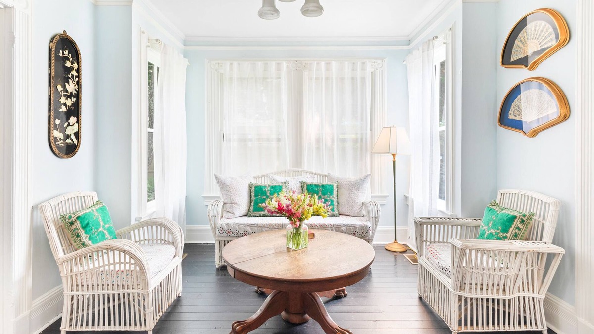 East Quogue House | Spacious walk to town near beaches and wineries