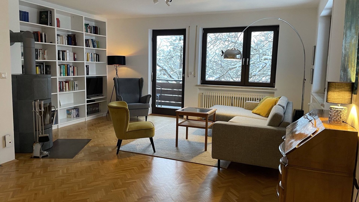 Muensing Apartment | Spacious vacation apartment on Lake Starnberg