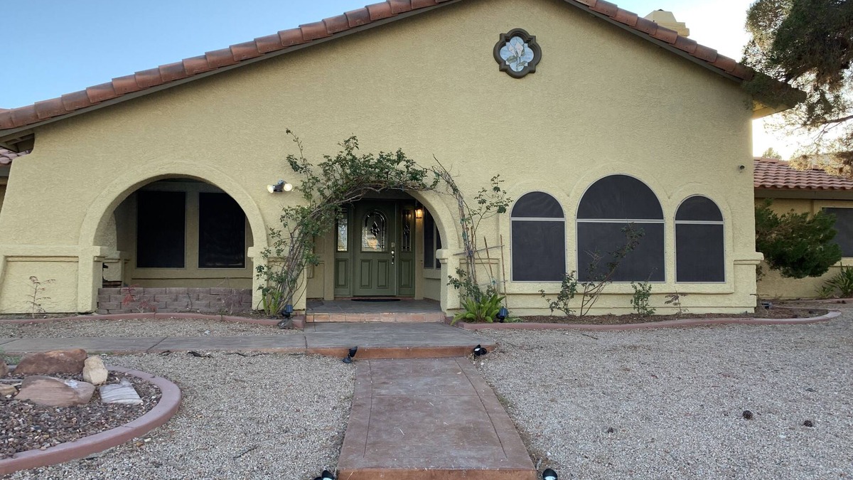 Canyon Gate House | Spacious Vegas House: Sleeps 15 with Master Spa and bar