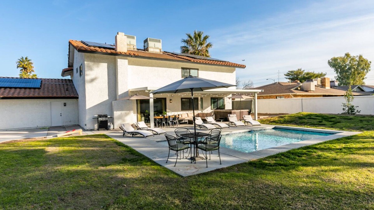 Paradise House | Spacious Vegas Retreat with Pool & Hot Tub, Near Strip & Stadiums!