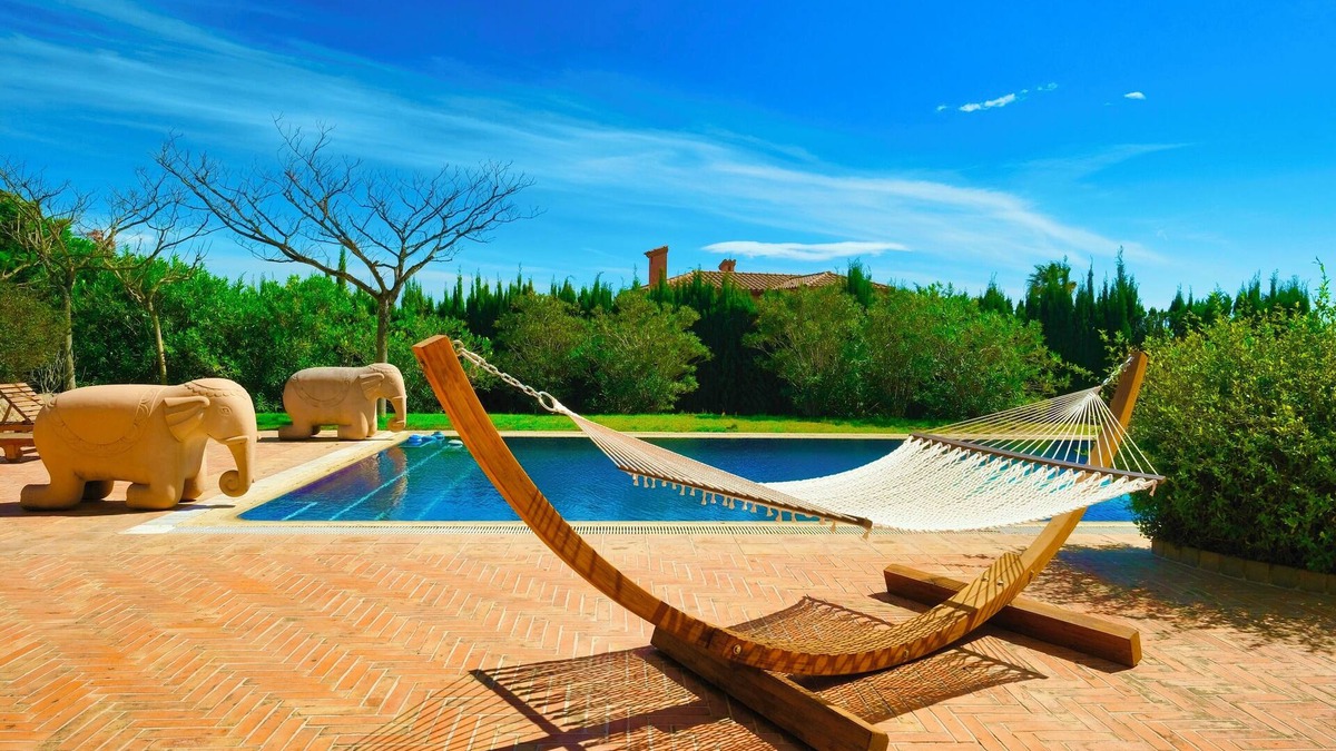 Bonmont Terres Noves Villa | Spacious villa in urbanization near the sea