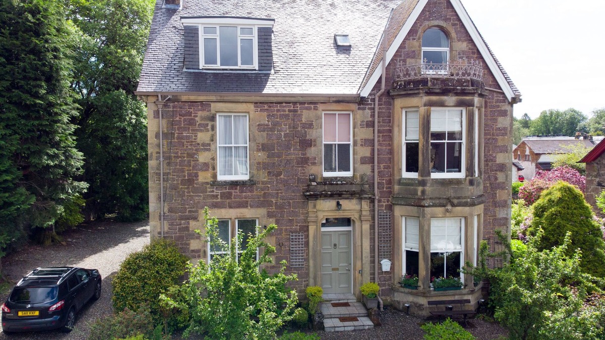 Callander House | Spacious Victorian House in Callander - perfect for family holidays.