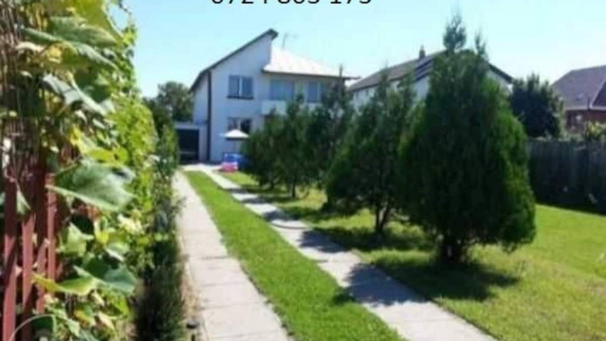 Crevedia Villa | Spacious Villa by the lake 20km to airport and downtown Bucharest