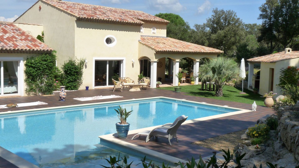 Les Brugassieres Villa | spacious villa 250 m² on fully enclosed land of 1 hectare pets welcome