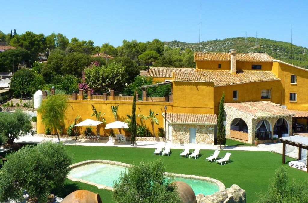 Can Trabal Villa | Spacious villa in Can Trabal with private pool and jacuzzi 980 m²