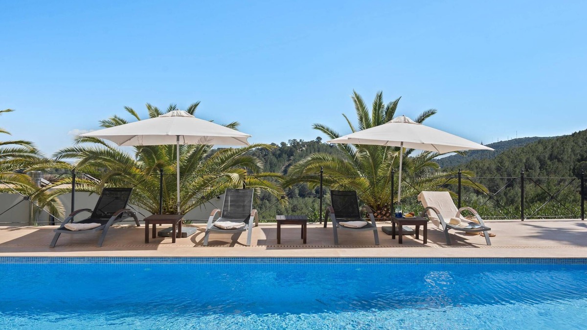 Palma de Mallorca Villa | Spacious villa in Son Vida, prime location near Palma with lovely views