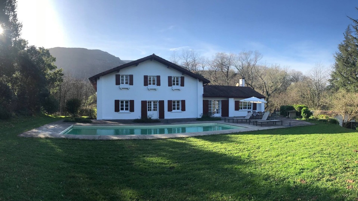 Itxassou Villa | Spacious villa in the heart of the basque country ITXASSOU