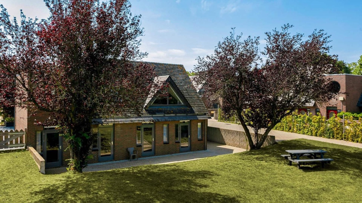 Rijs Villa | Spacious villa near IJsselmeer and forest