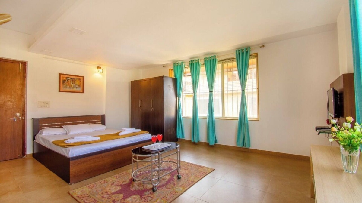 Kune Village Villa | Spacious villa with 4 bedrooms and WiFi, AC in Lonavala