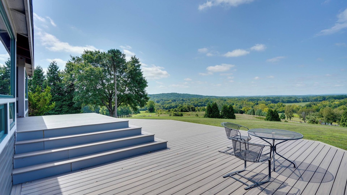 Tuscarora House | Spacious Virginia Retreat w/Deck & Scenic Views!