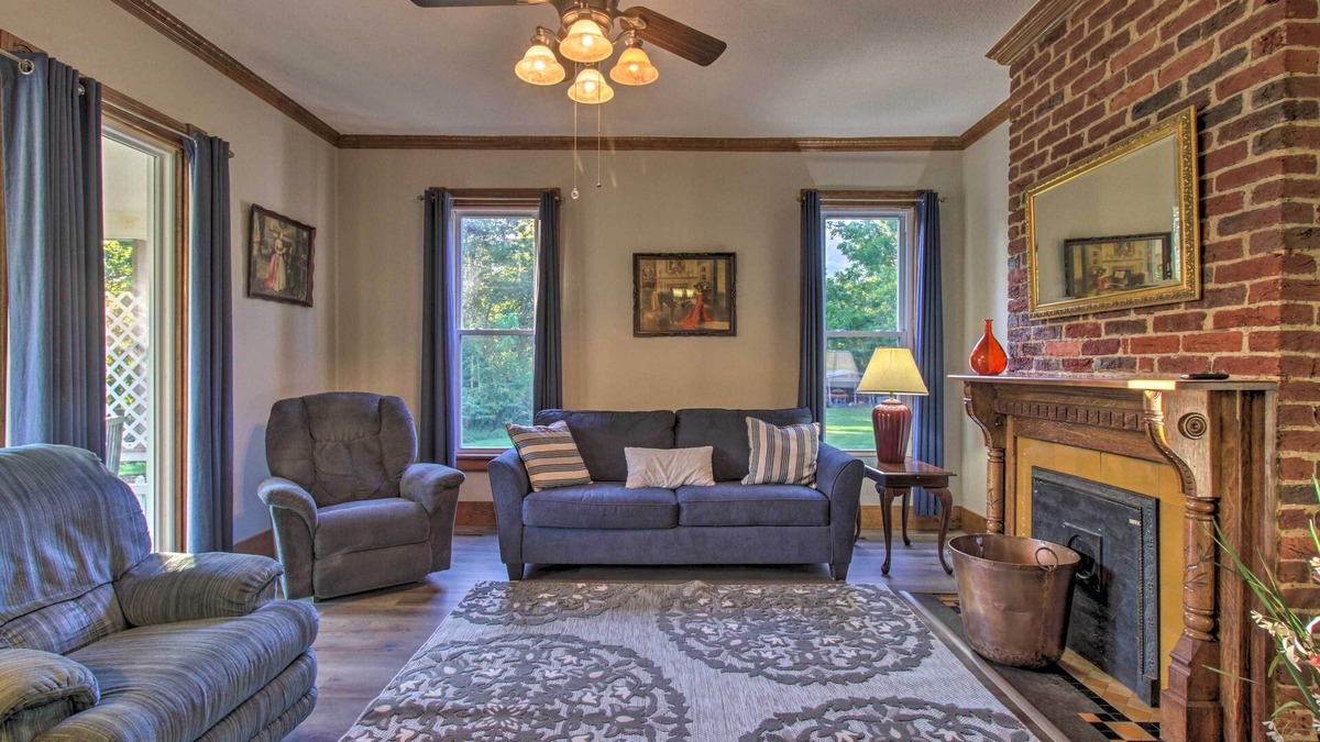 Sharon House | Spacious Virginia Retreat w/Mountain Views