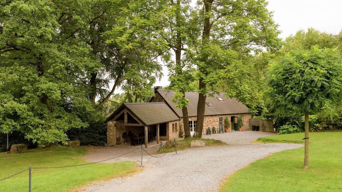 Weris House | Spacious Wéris forest escape