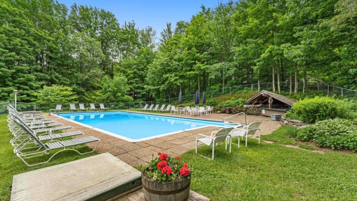 Warren Condo | Spacious Warren Retreat - Wood Stove, Outdoor Pool, 5 Mins to Sugarbush