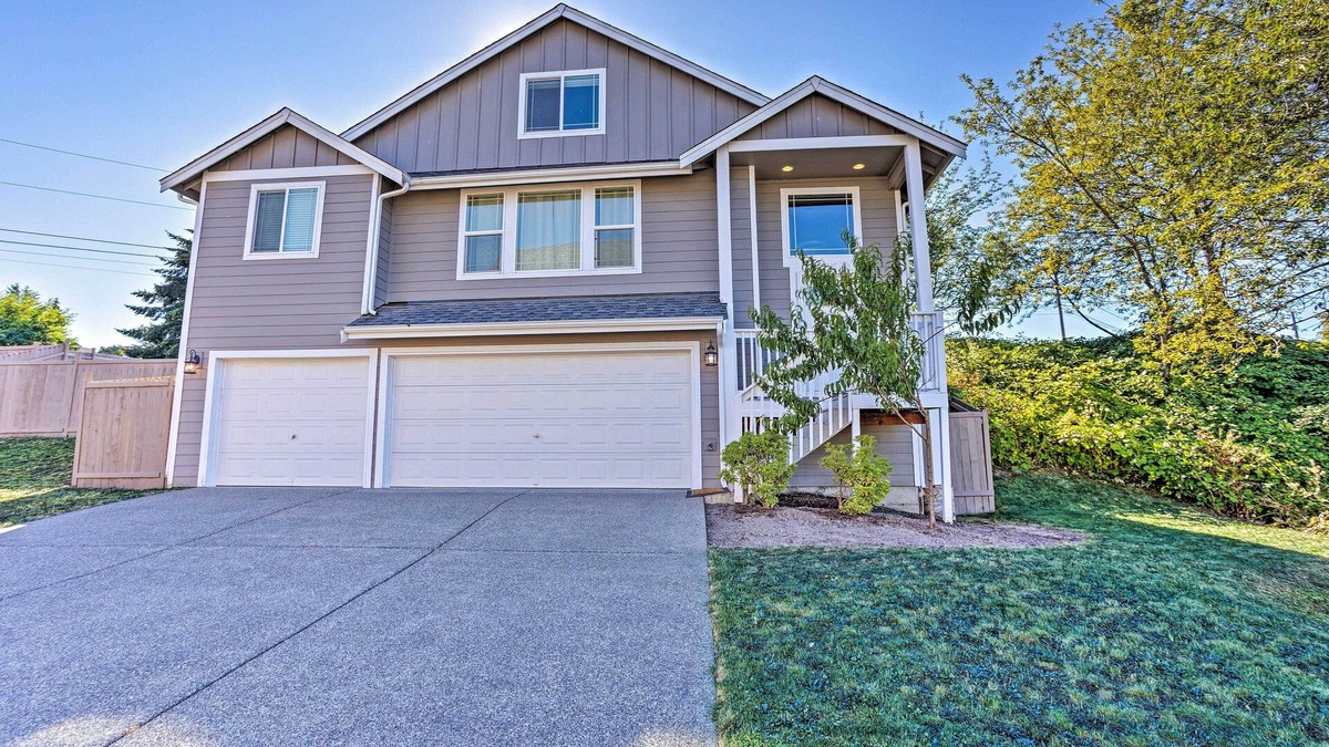 Eastside House | Spacious Washington Gem ~ 2 Mi to Tacoma Dome