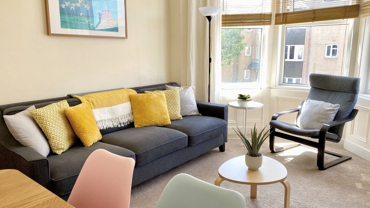 Cullercoats Apartment | Spacious, Welcoming 3 Bedroom Coastal Retreat