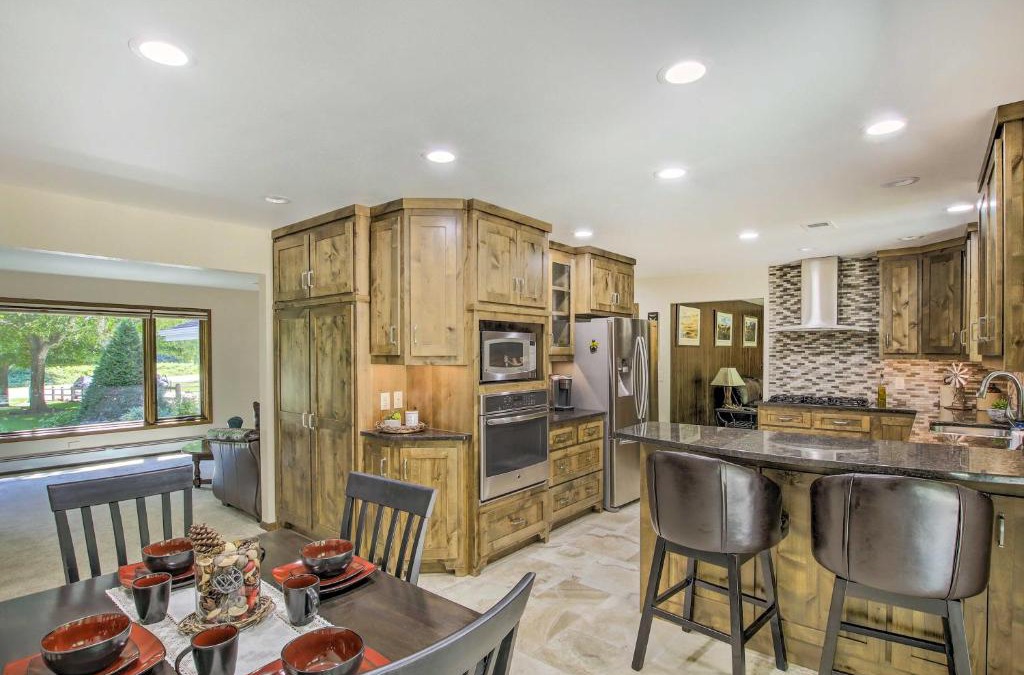 Branch House | Spacious Whitelaw Abode with Patio on 17 Acres!