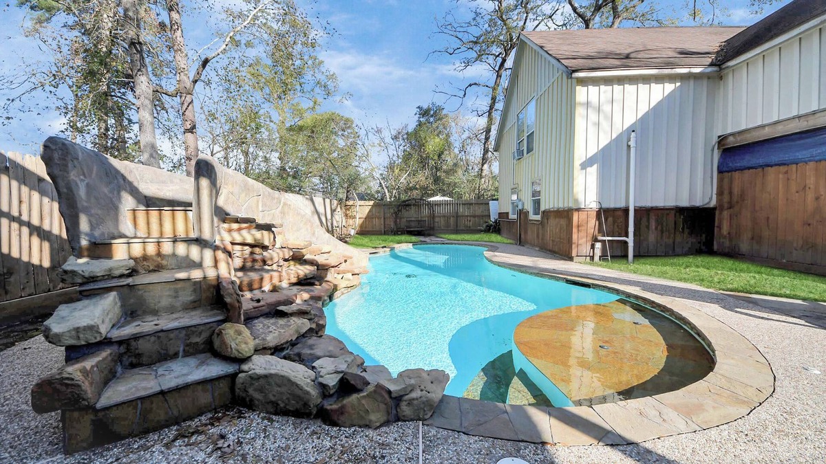 Grogan's Mill House | Spacious Woodlands House with Amazing Amenities