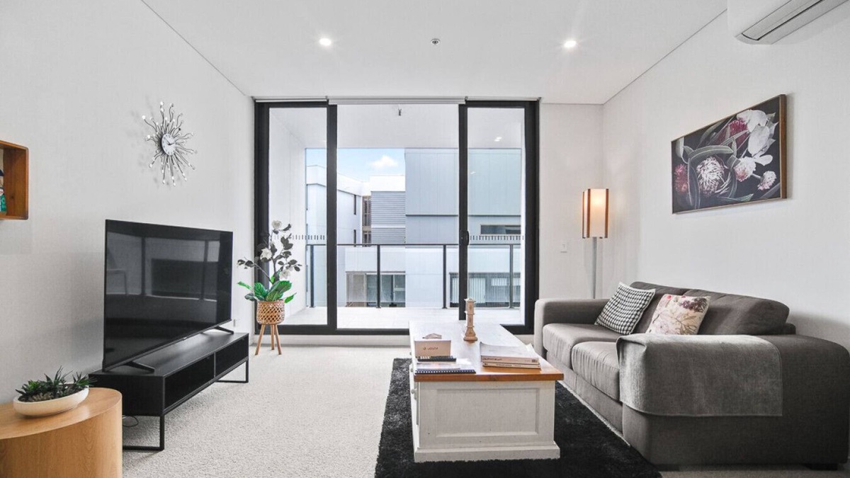 Wentworth Point Apartment | Spacious1 BR@waterfront Olympic Park free carpark
