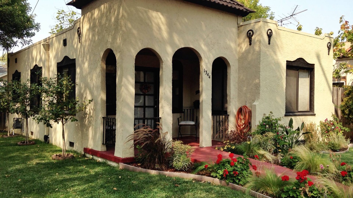 Napa House | Spanish Bungalow with Hot Tub! Close to downtown and easy access to Wine Country